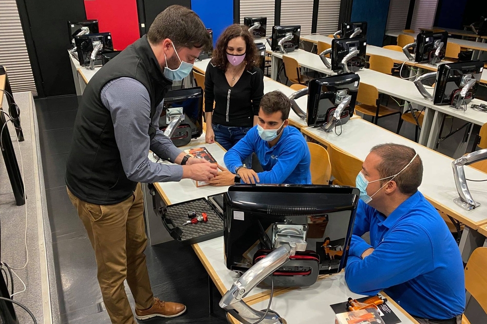 Presentation 4600 Trophy Truck in Centro Zaragoza