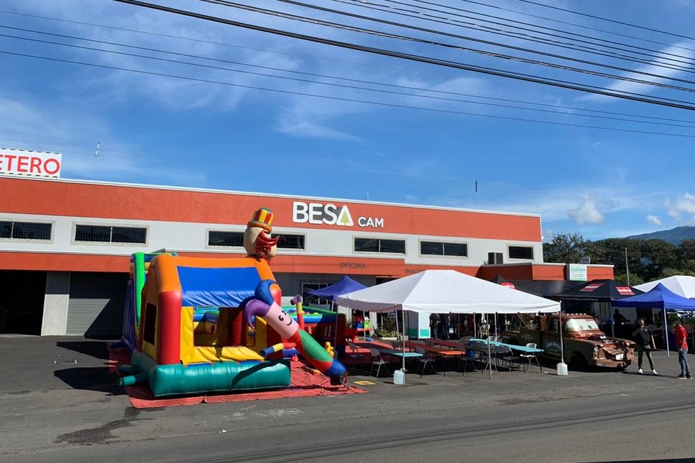 Sagola at the Comercializadora Automotriz 4J Automotive exhibition in Costa Rica