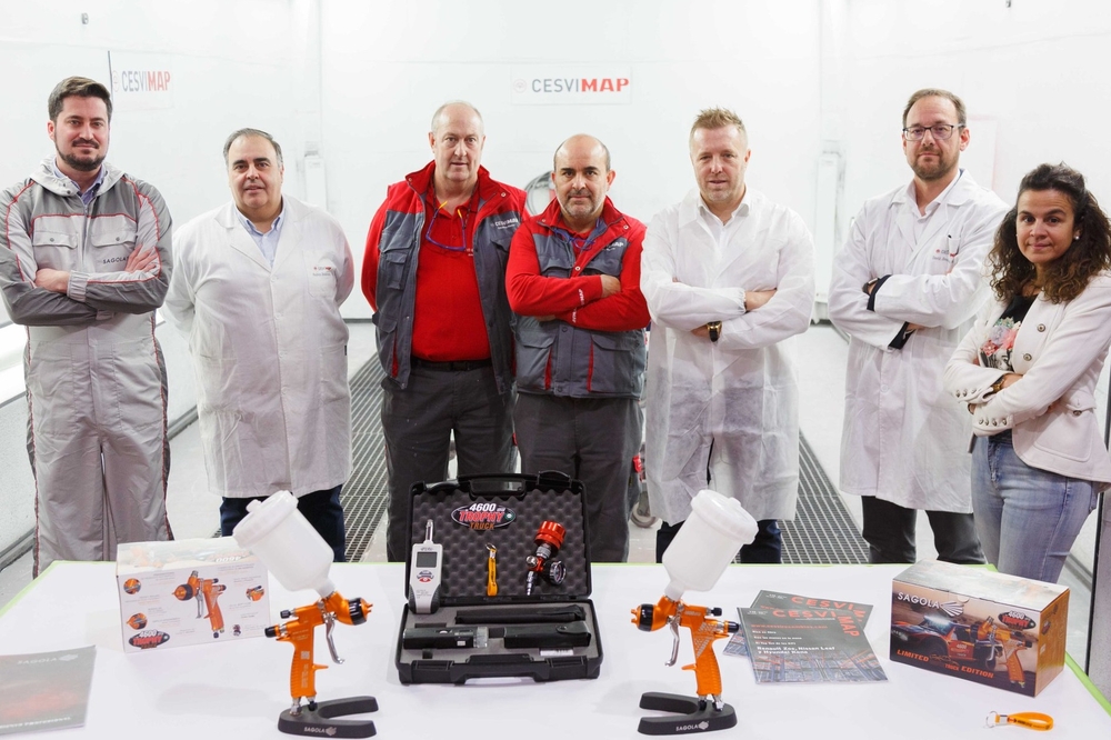 INTRODUCING 4600 TROPHY TRUCK AND TITANIA PRO AIR CAP AT CESVIMAP