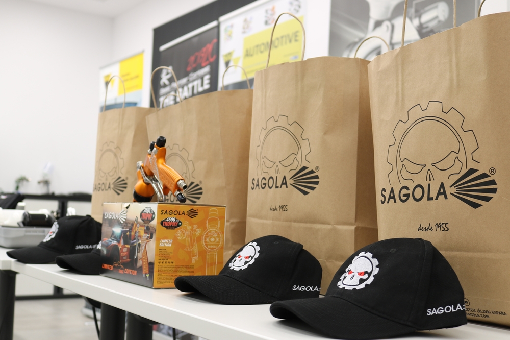 SAGOLA PARTNER OF RM BEST PAINTER CONTEST SPAIN & PORTUGAL