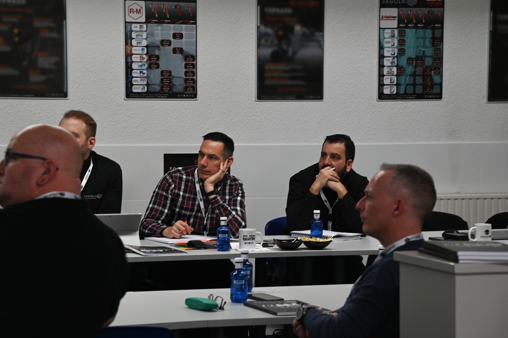 Sagola presents the new Elcometer Tornado Airless pump