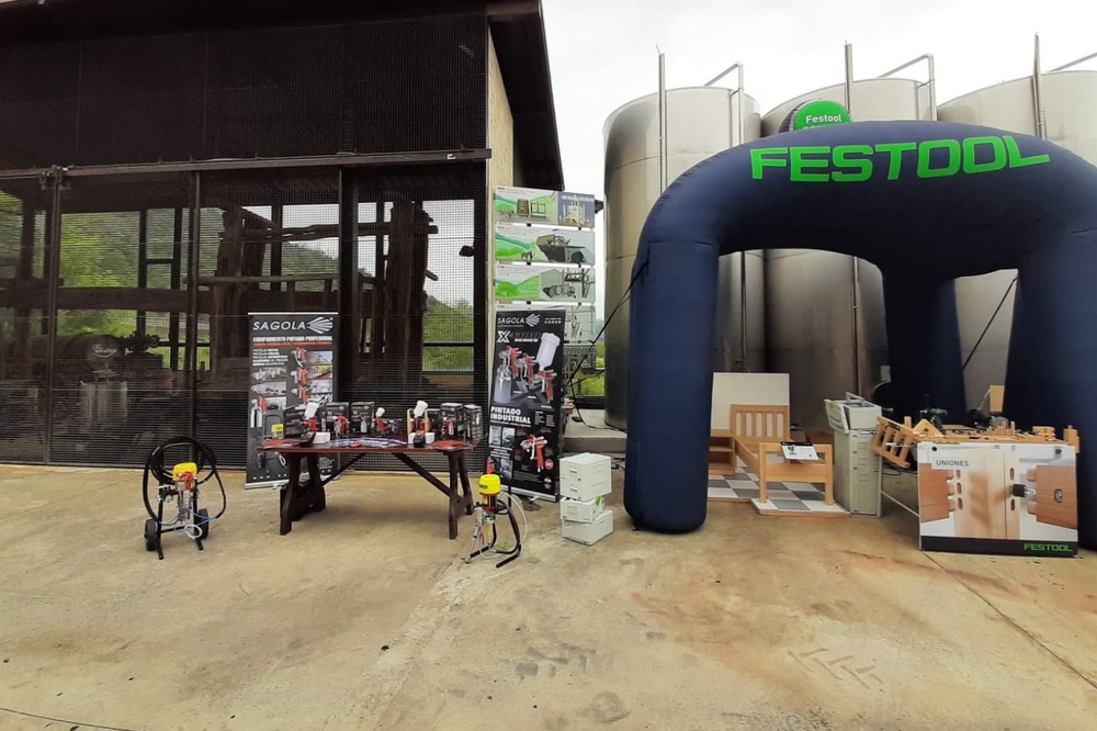 Maximising contact with professionals