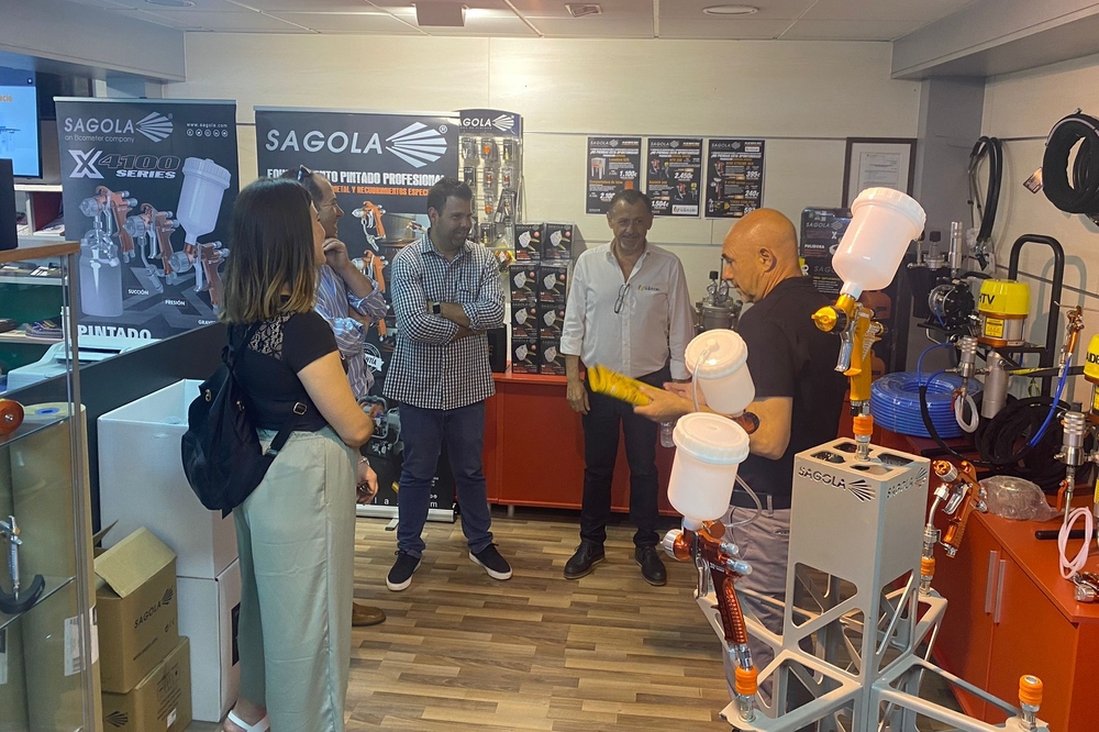 Maximising contact with professionals