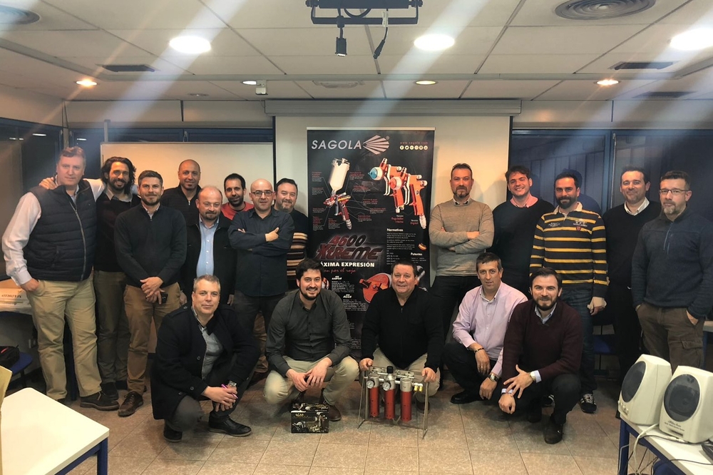 Training activities for national distributors