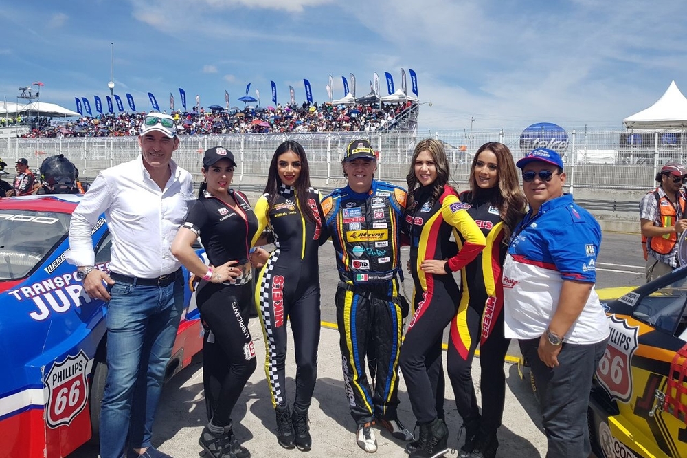 Sagola with Javier Fernandez "El Che" -Nascar Mexico