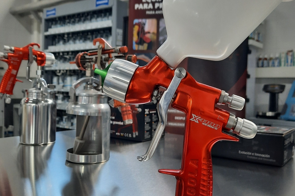 We present at cesvi our range of industrial painting and inspection equipment