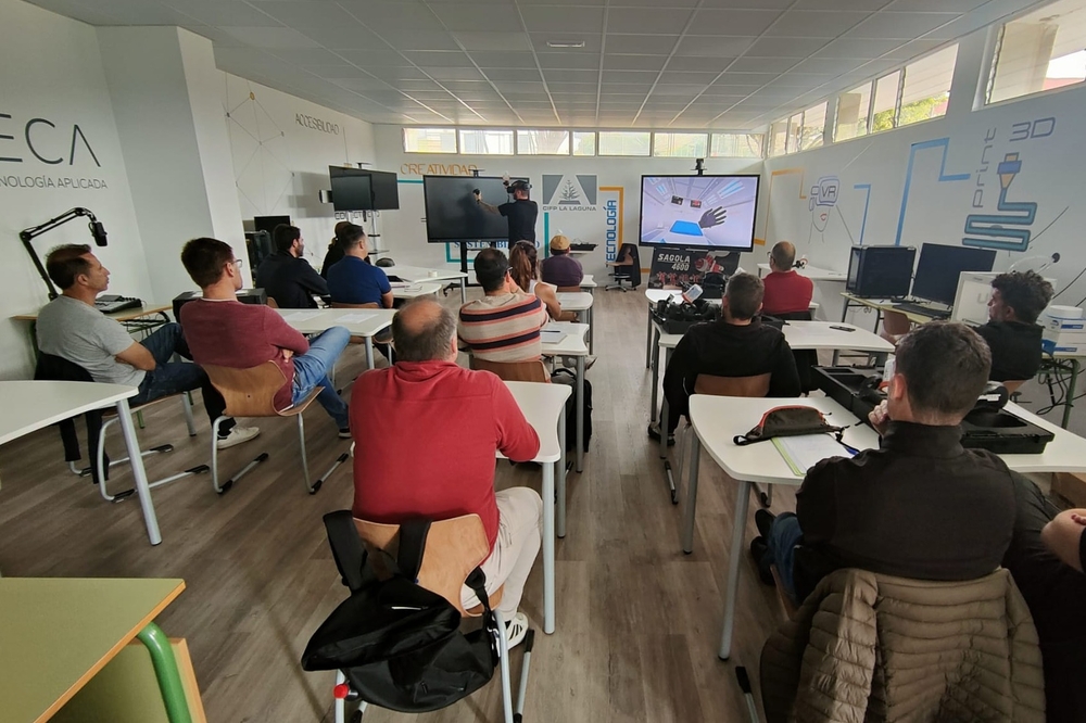 SagolaSPRAY™ virtual spray booths boost vocational training in the Canary Islands