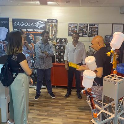 Maximising contact with professionals