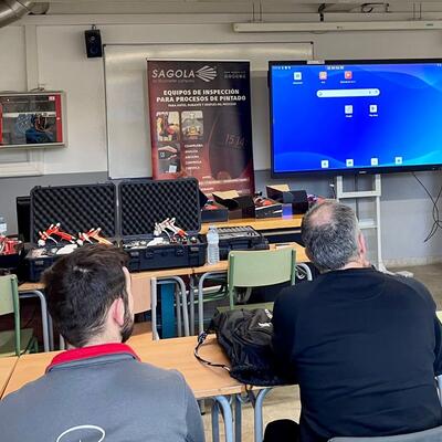 Sagola strengthens its commitment to bodyshop training with a technical session in Barcelona