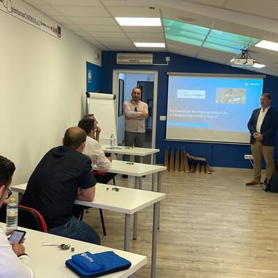 Training and presentations of the Elcometer range for refinishing