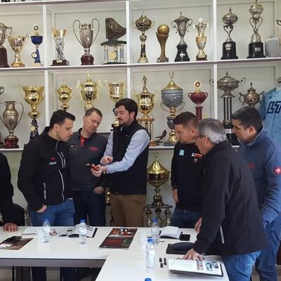 Training sessions to distributors in portugal