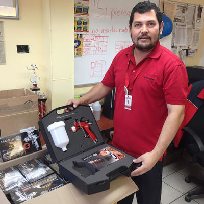 Delivery of aerographic equipment Sagola to the Nissan Agency Culiacán Airport, Sinaloa