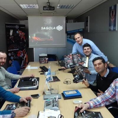 Training activities for national distributors